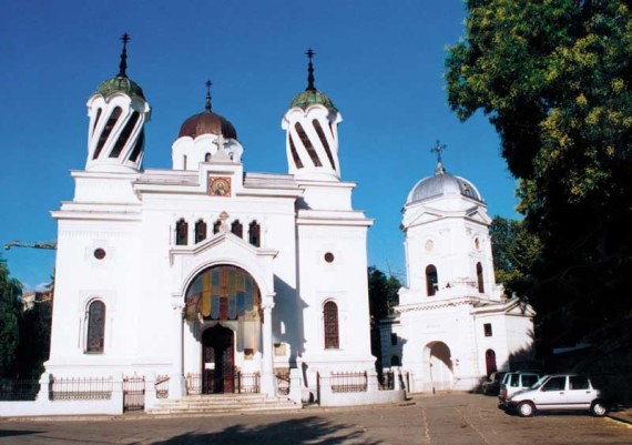 St. Silvester Church (36 Silvestru Street)